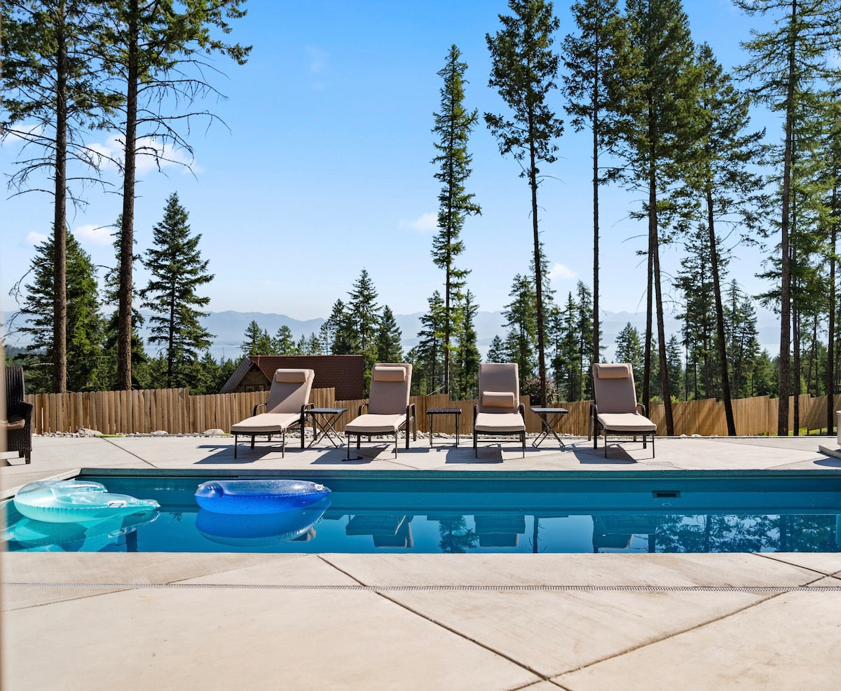 [The Pool House]
